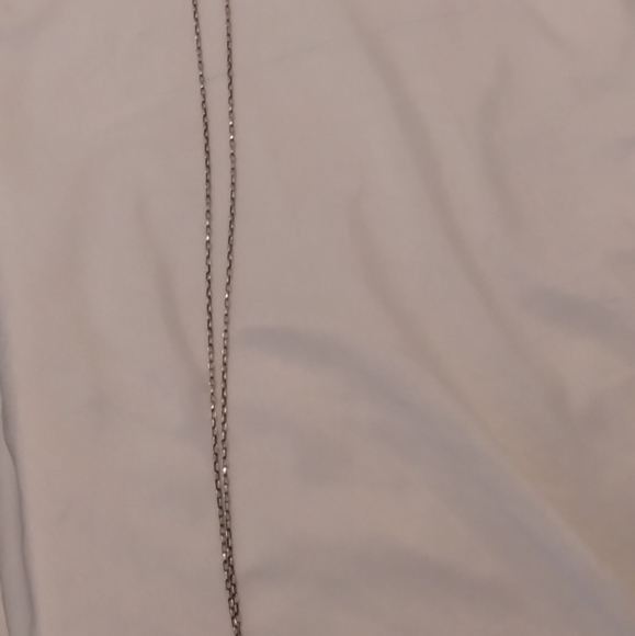 Neclace - Picture 3 of 4